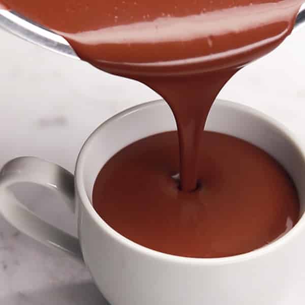 dominar llenar mago Chocolate quente com leite condensado